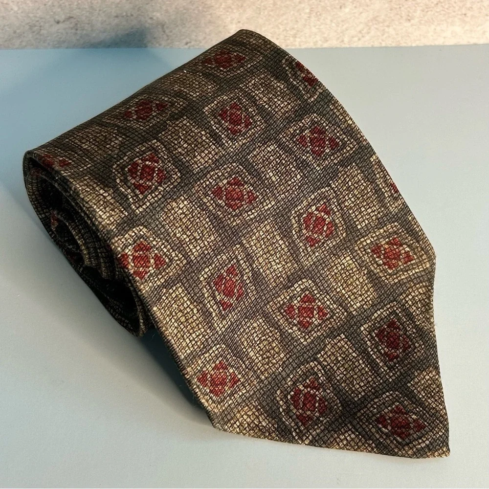 Calvin Klein Geometric 60” Silk Tie in Red and Gray